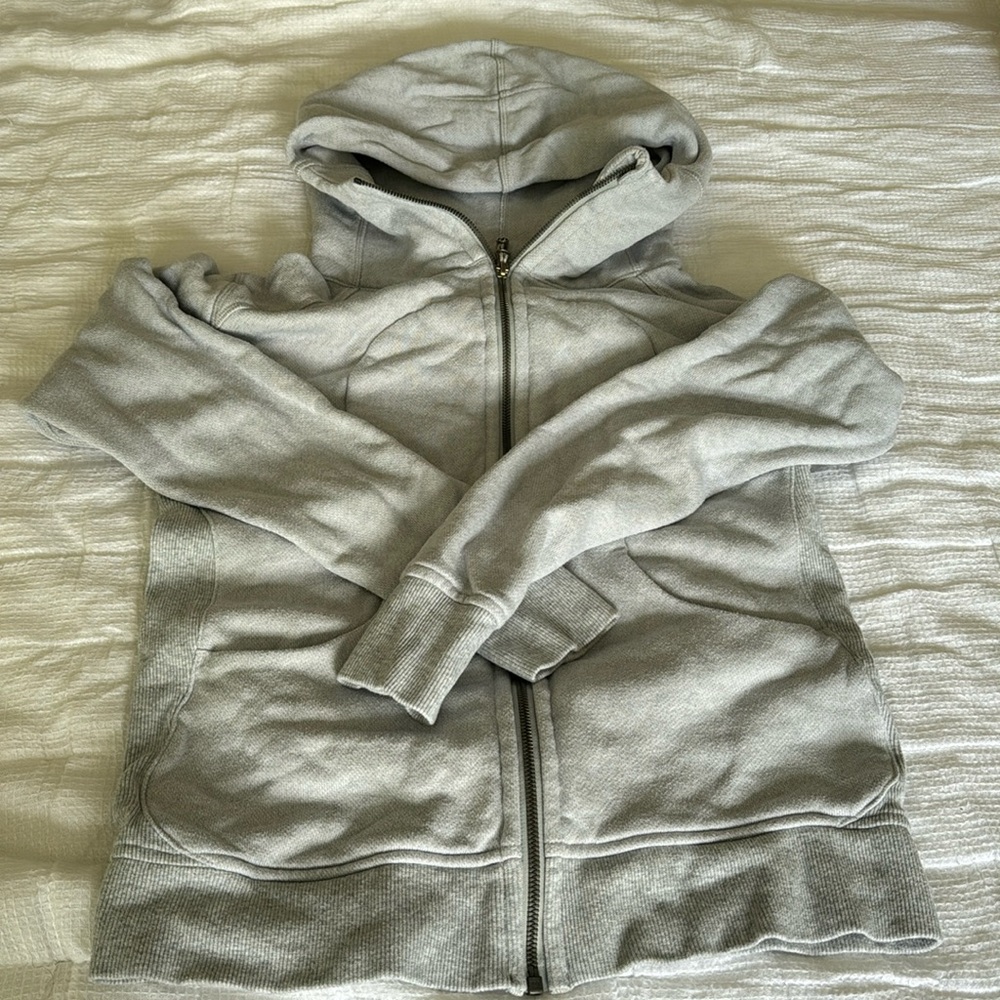 EUC Lululemon Hoodie